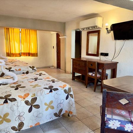 Hotel Hacienda Maria Eugenia 아카풀코 외부 사진