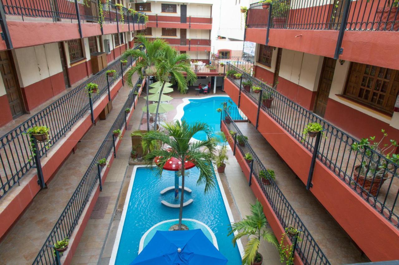 Hotel Hacienda Maria Eugenia 아카풀코 외부 사진