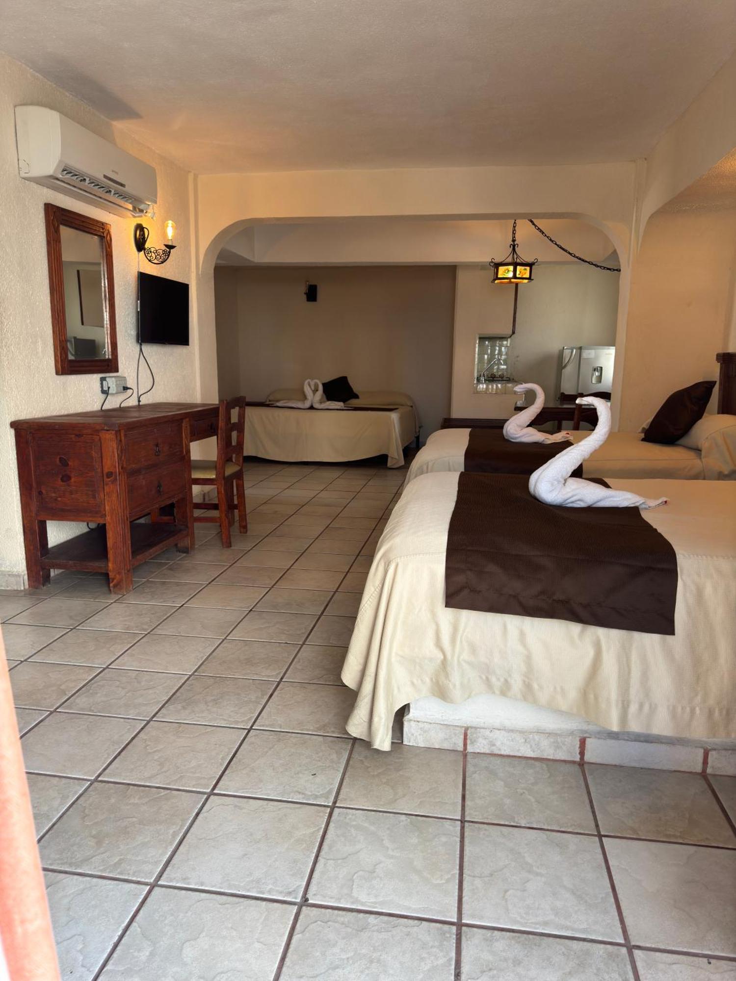 Hotel Hacienda Maria Eugenia 아카풀코 외부 사진