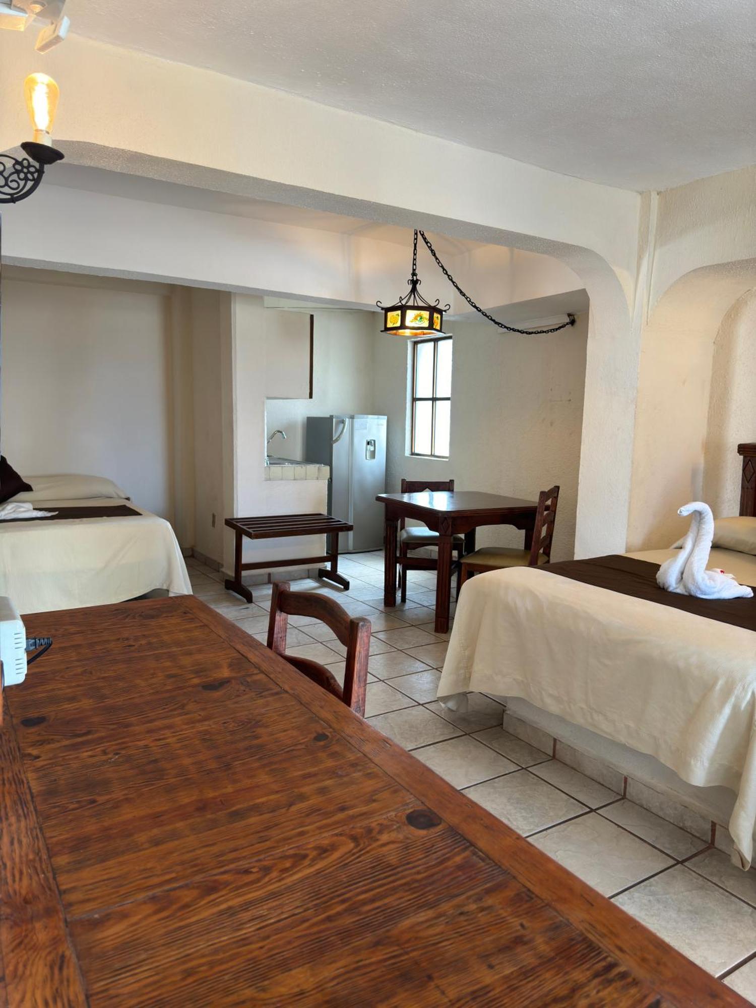 Hotel Hacienda Maria Eugenia 아카풀코 외부 사진