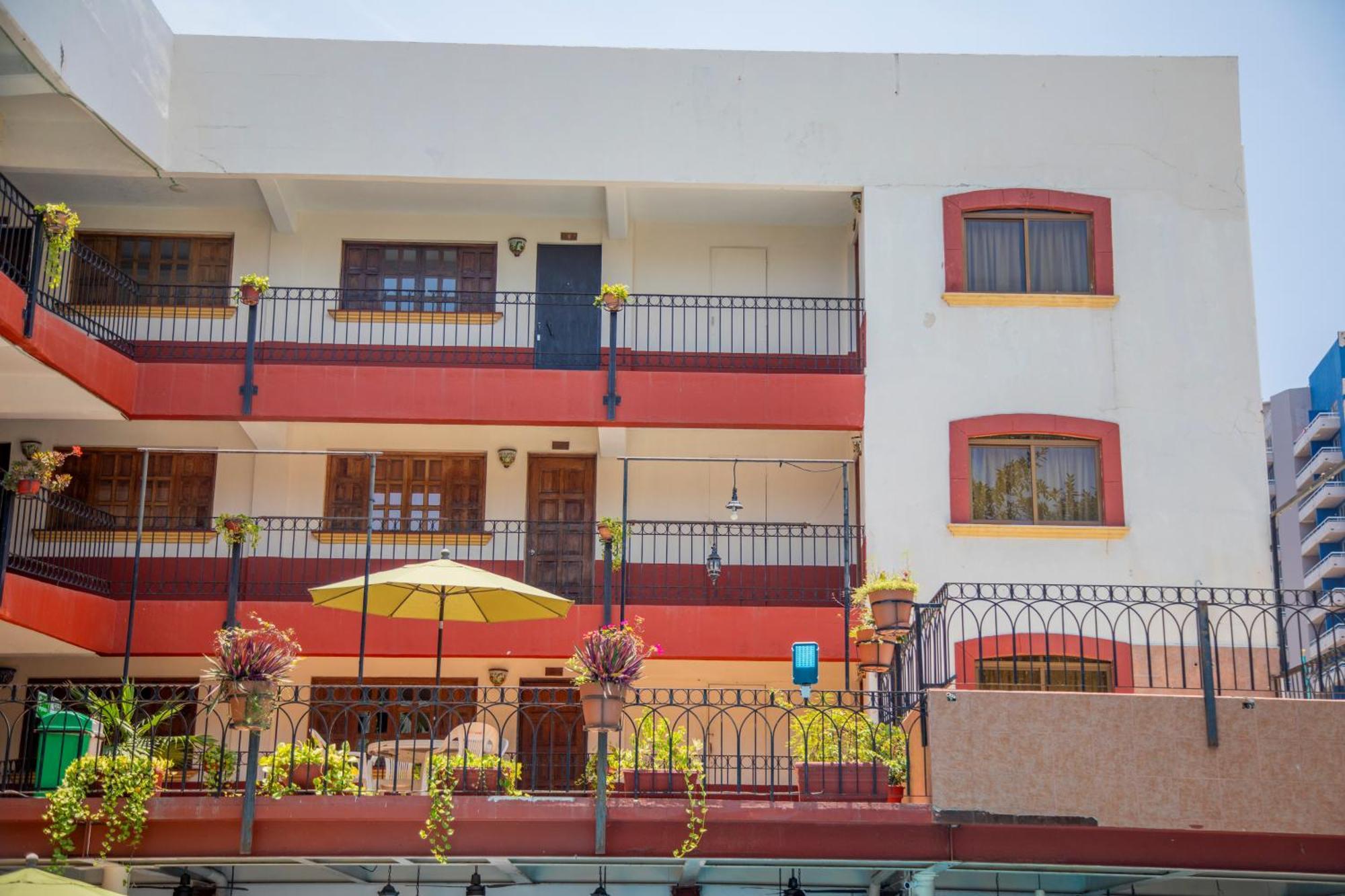 Hotel Hacienda Maria Eugenia 아카풀코 외부 사진