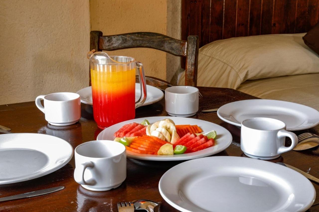 Hotel Hacienda Maria Eugenia 아카풀코 외부 사진